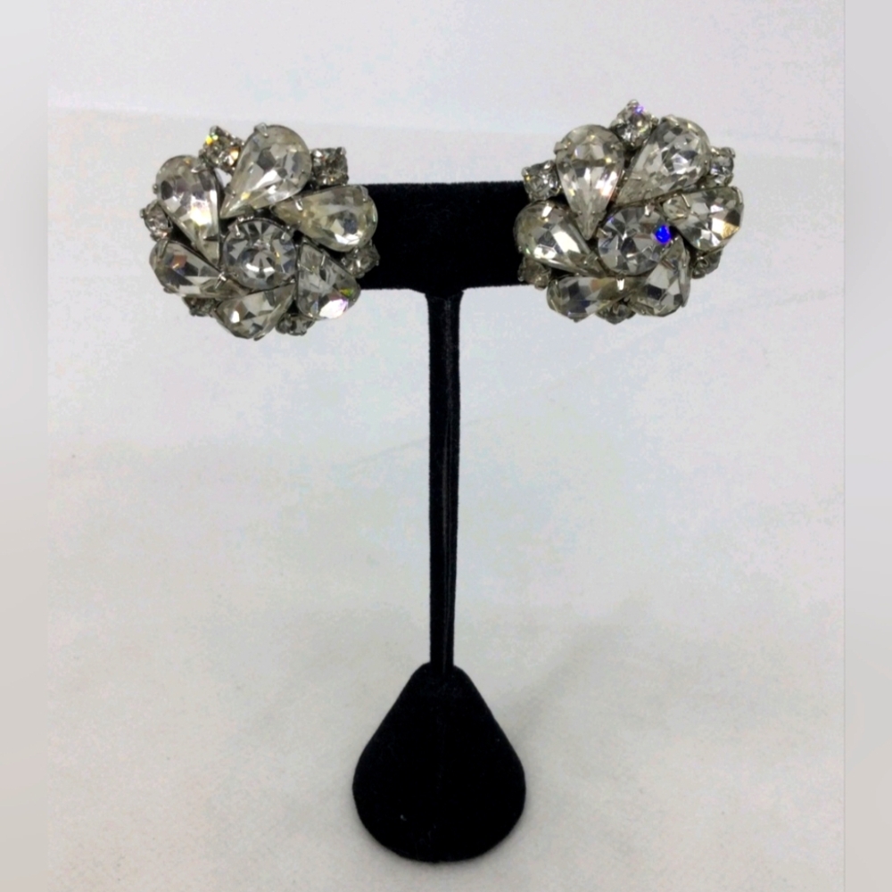 Vintage Weiss Clear Rhinestone Clip 80s on Earrings